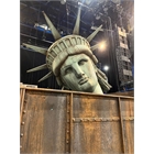 thumbnail Tête de la statue de la liberté - hauteur 8 m - largeur 8 m - Sculpture en polystyrène 15kg /m3 recouverte d'Acrystal Prima avec fibre 200-4D - Freedom Tour - Soprano - Photo Artefact